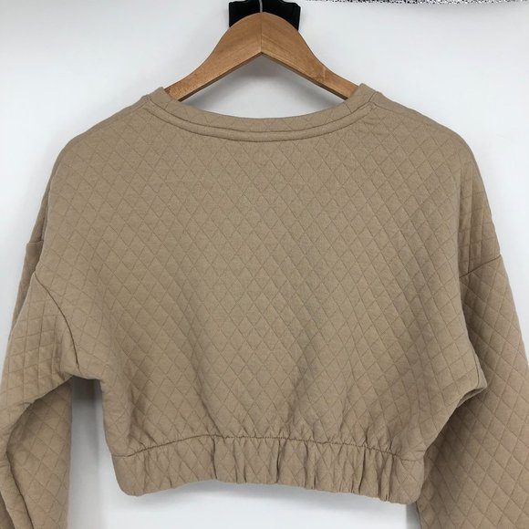 Twik by Simons Diamond Quilted tan Pullover Cropped Sweatshirt NWT SP - Picture 10 of 15